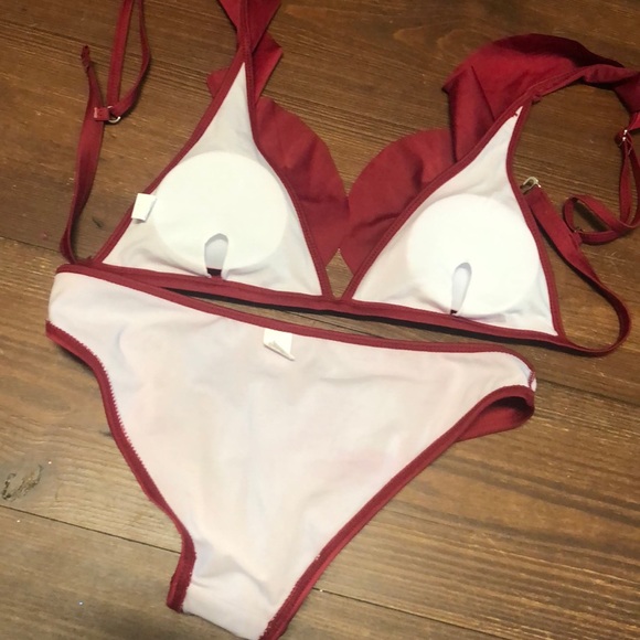 Red Deep-V Ruffled Triangle-Cup, Low Rise Bikinis - Picture 6 of 8